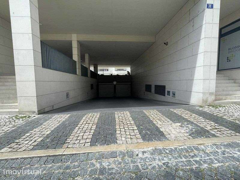 Lugar de estacionamento Parque das Nações Norte - Grande imagem: 4/4