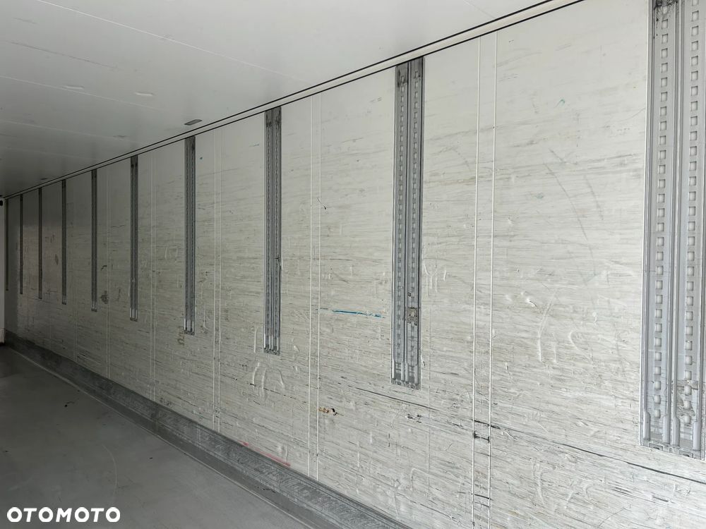 Schmitz Cargobull THERMO KING SL-200e / DOPPELSTOCK / 7 CM GRUBA ŚCIANA / DIESEL + ELEKTRYK / WYSOKOŚĆ W ŚRODKU 2.70 M / 2012 ROK !! - 38