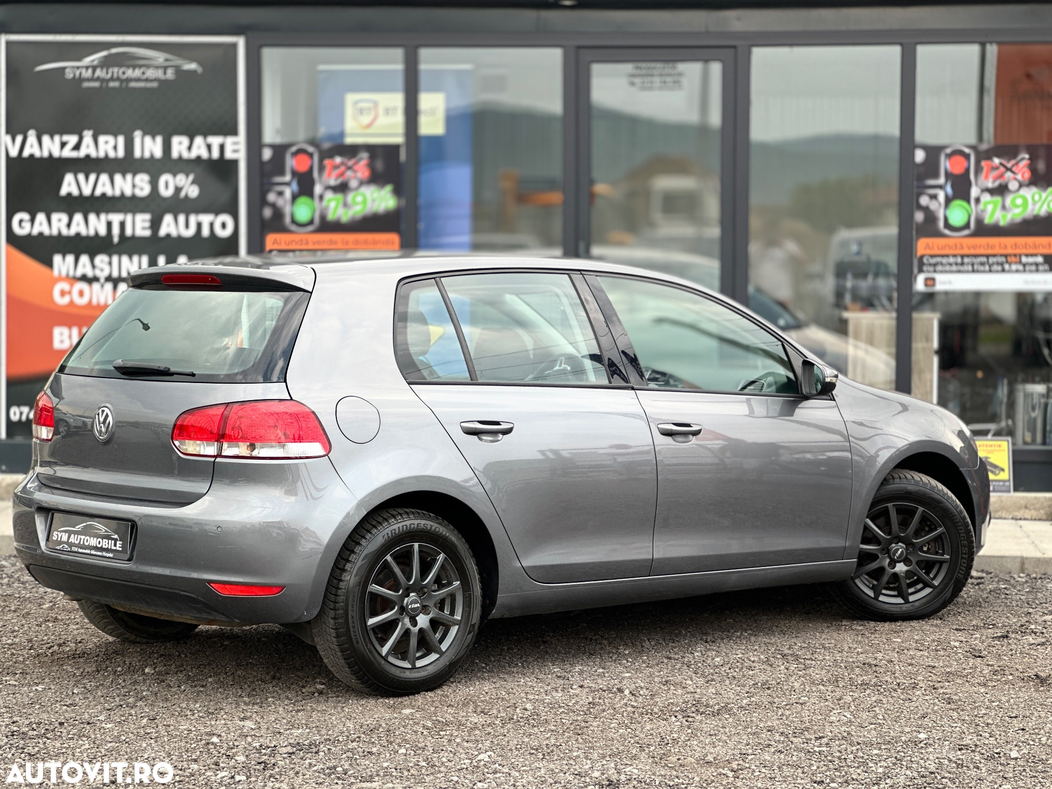 Volkswagen Golf 1.4 FSI Trendline - 4