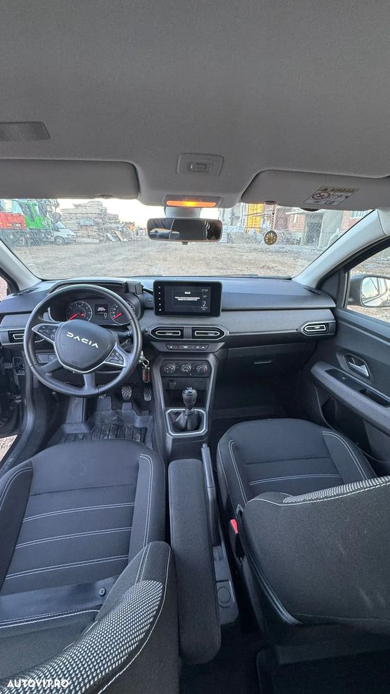 Dacia Logan TCe 90 MT6 Expression - 6