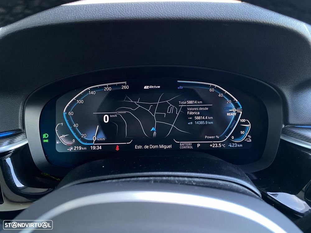 BMW 520 e Pack M - 42
