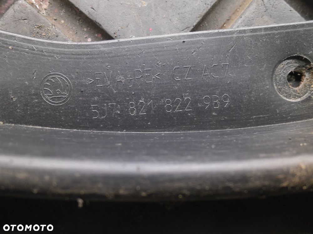 SKODA ROOMSTER 06- CHLAPACZ PRAWY TYŁ PRAWY LEWY 5J78218229B9 5J78218219B9 - 2