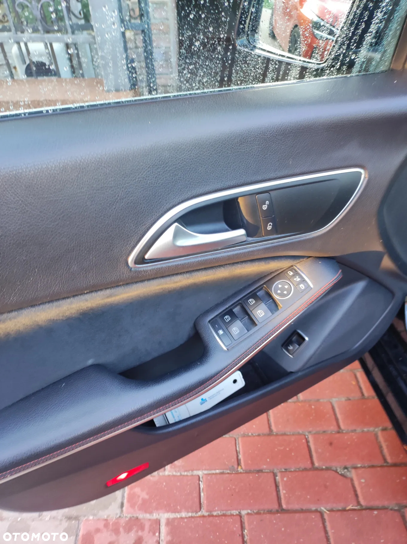 Mercedes-Benz CLA 250 4-Matic - 12