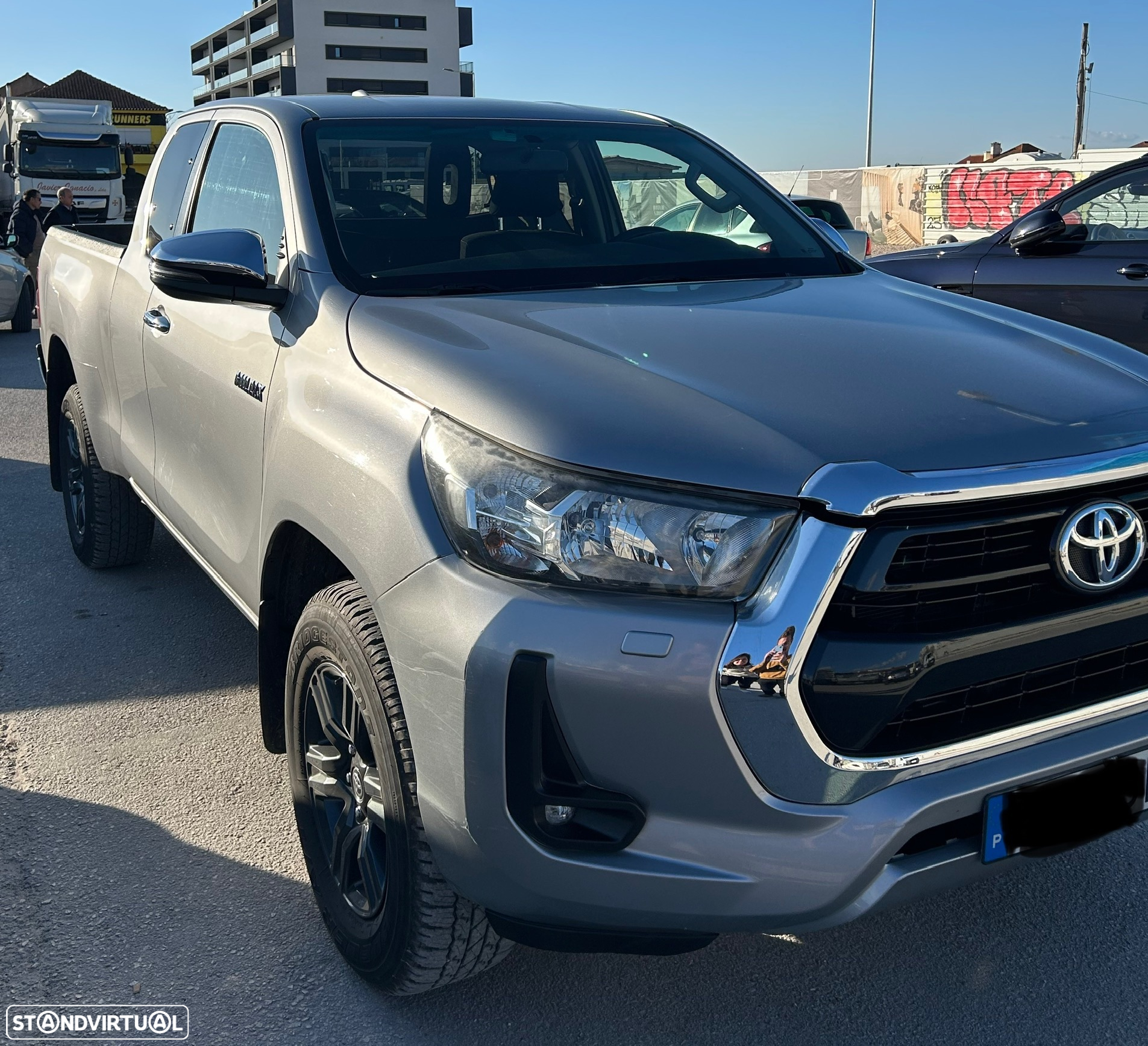 Toyota Hilux 2.4 D-4D 4WD CD Tracker - 2