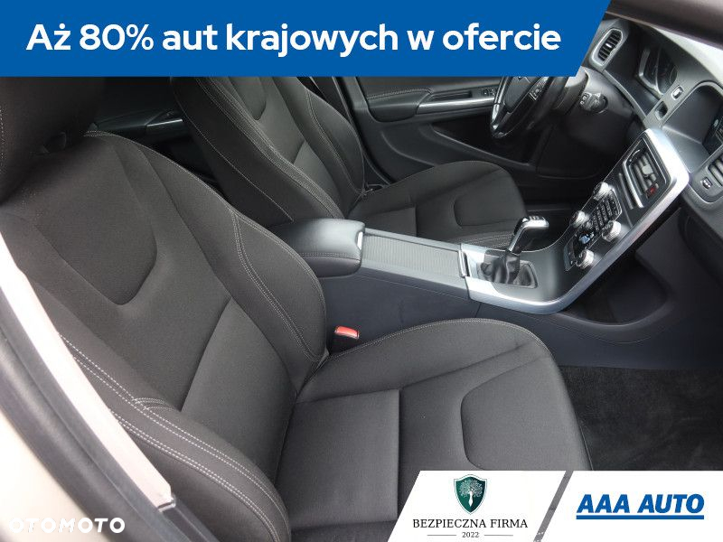 Volvo V60 - 10