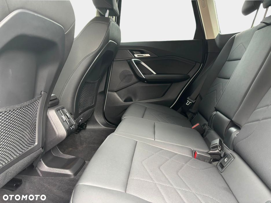 BMW X1 - 18