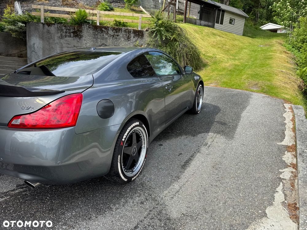 Infiniti G G37 - 5