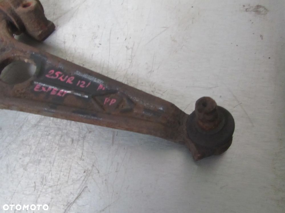 Citroen Expert-Scudo 06->1.6 HDI wahacz prawy przód - 3