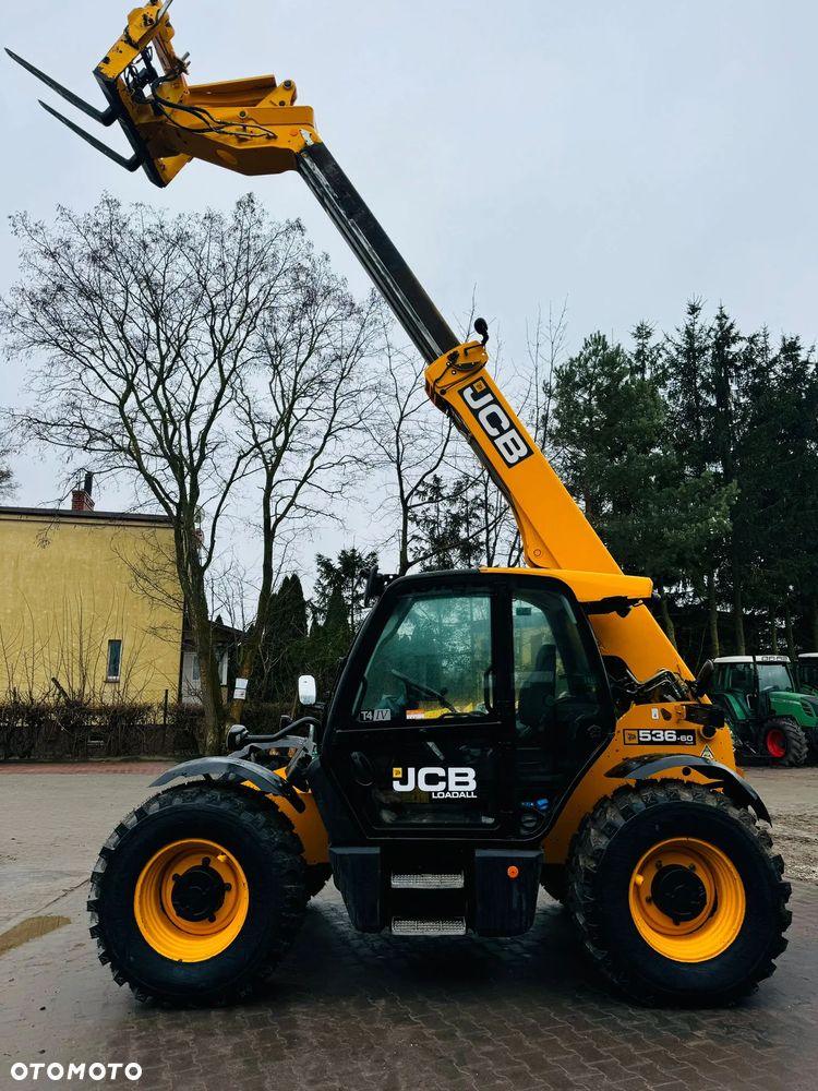 JCB 536-60 Agri Plus - 12