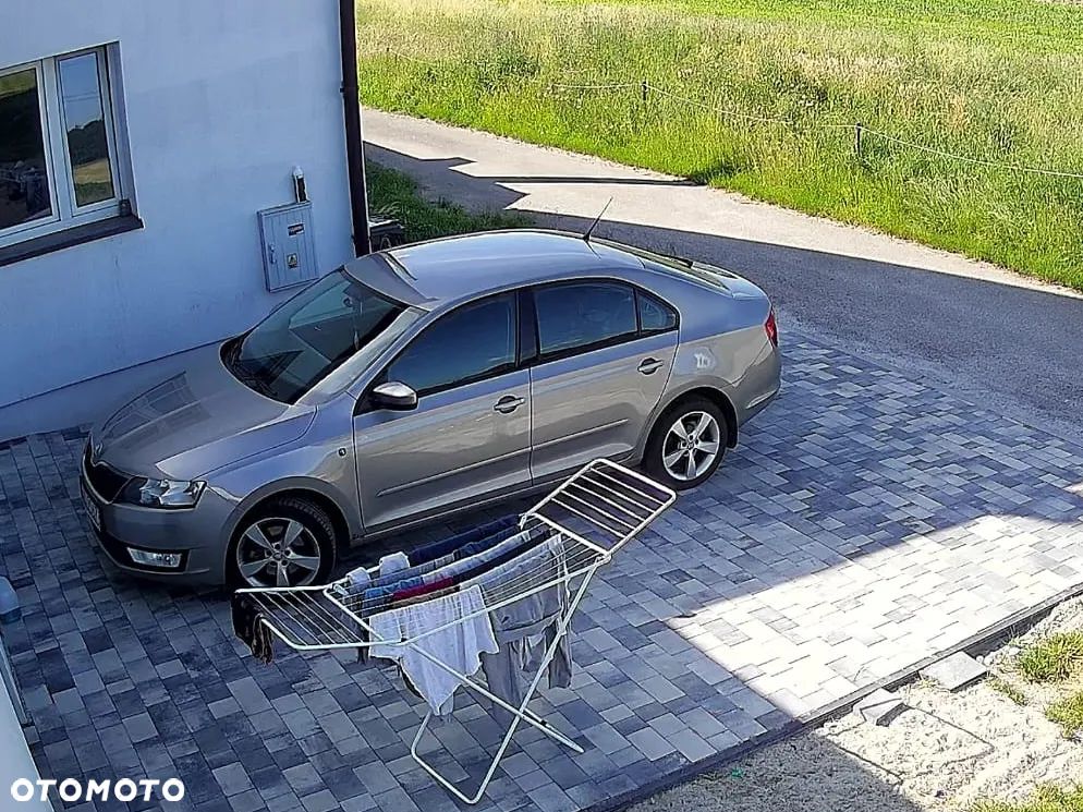 Skoda RAPID 1.2 TSI Style Plus - 10