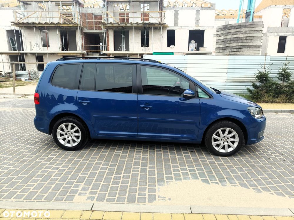 Volkswagen Touran 1.6 TDI DPF BlueMotion Technology Comfortline - 11