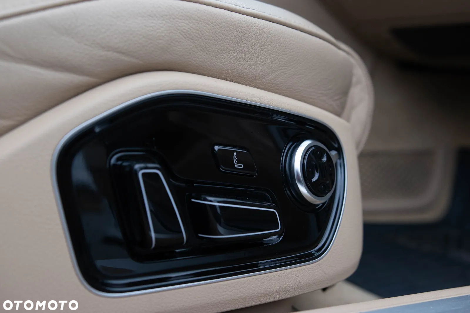 Audi A8 4.2 FSI quattro tiptronic Langversion - 22
