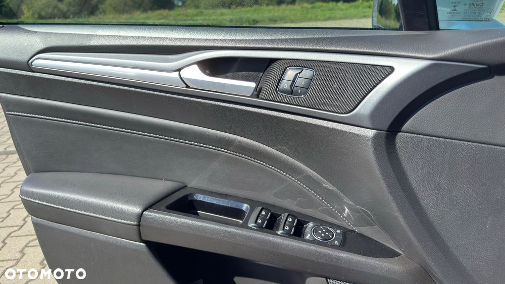 Ford Mondeo 2.0 EcoBoost ST-Line X - 12