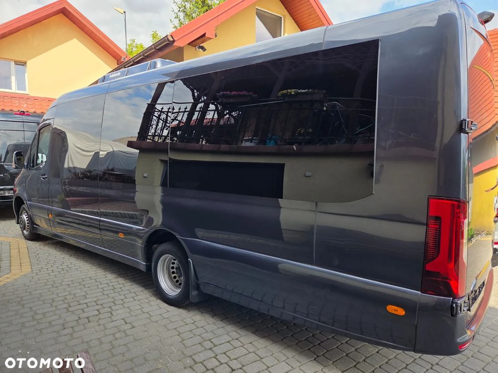 Mercedes-Benz Sprinter - 9