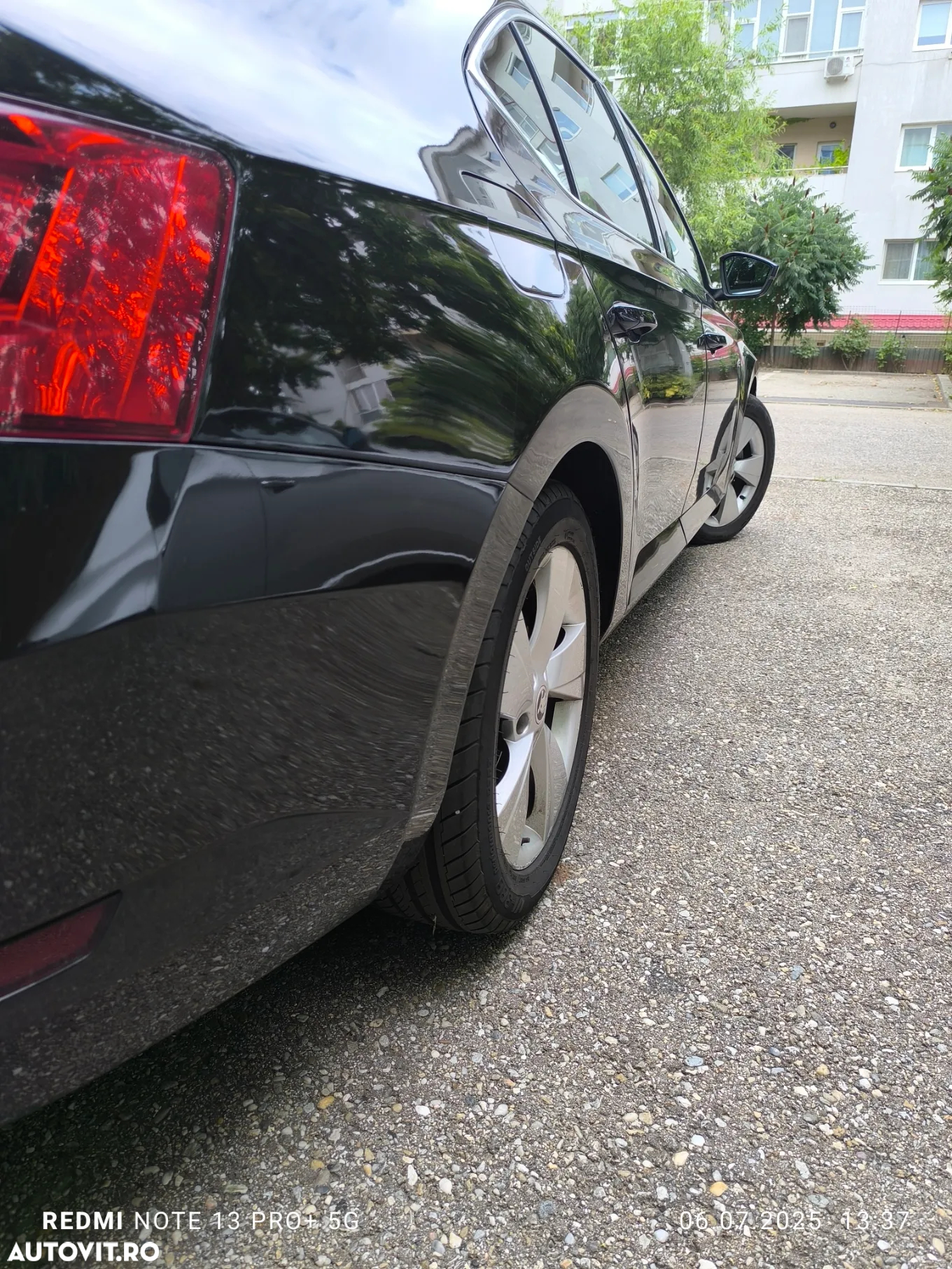 Skoda Superb 2.0 TDI DSG Active - 14