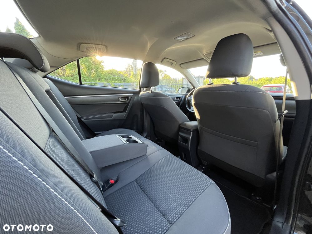 Toyota Corolla 1.6 Prestige MS EU6 - 24