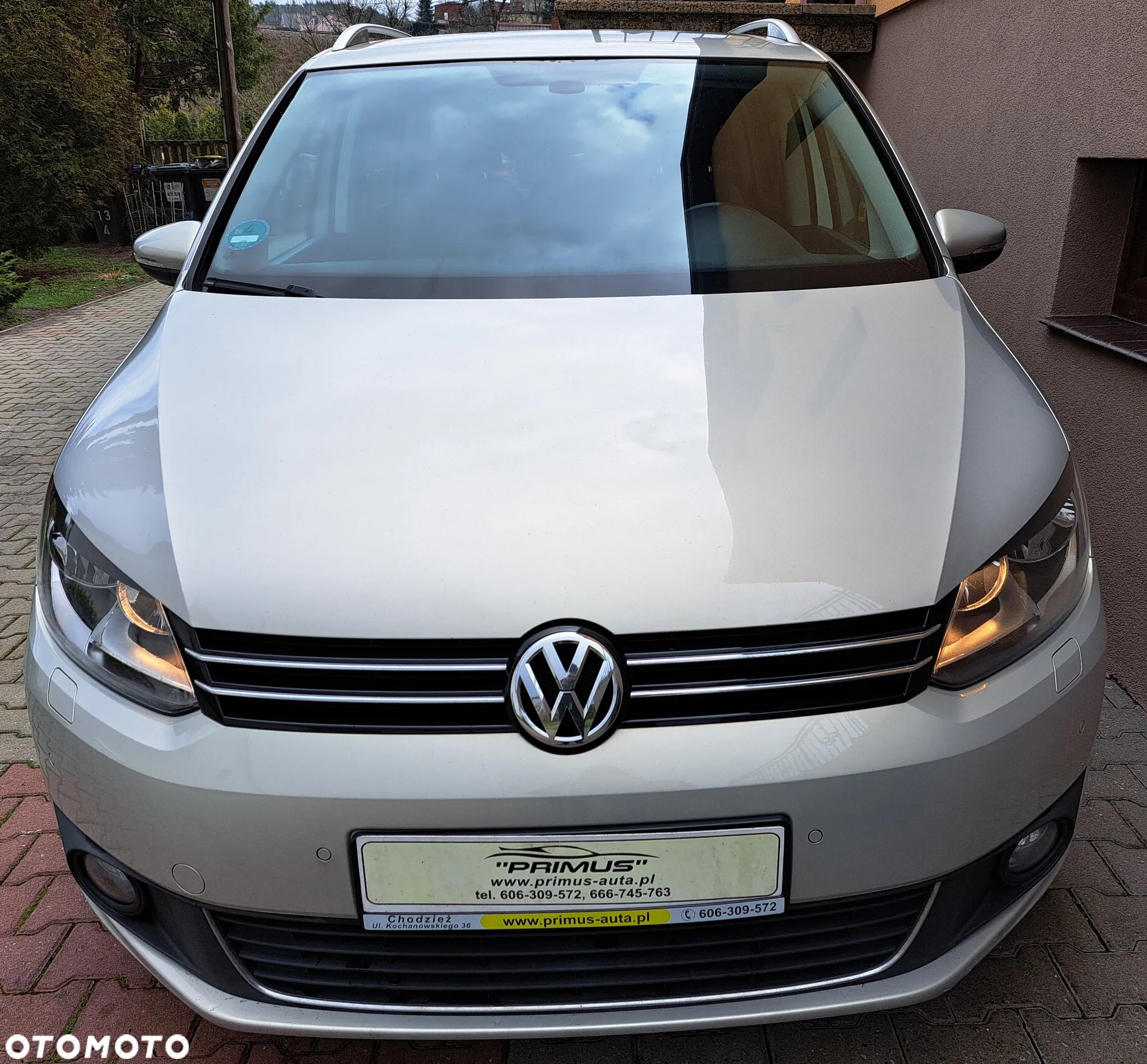Volkswagen Touran - 23