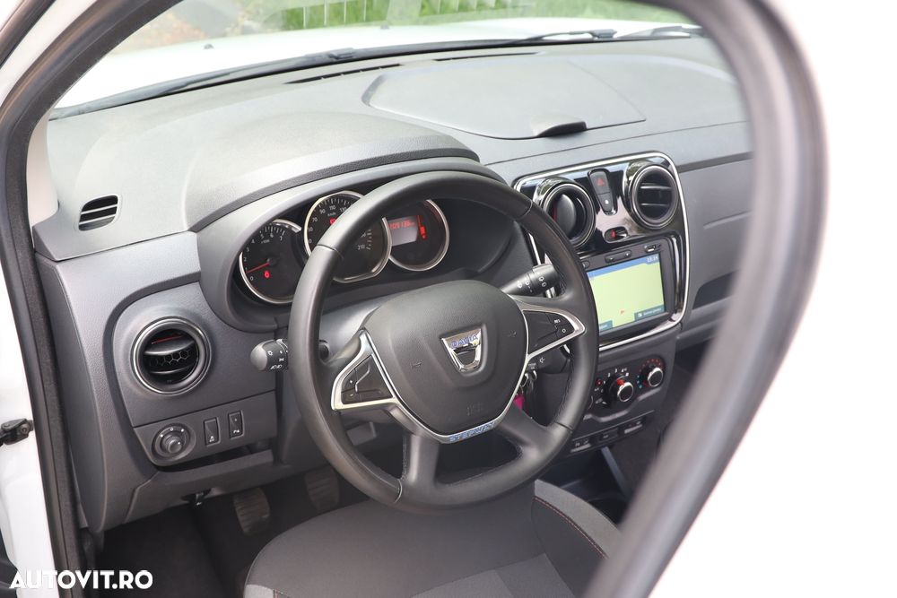 Dacia Lodgy TCe 130 GPF Stepway - 19