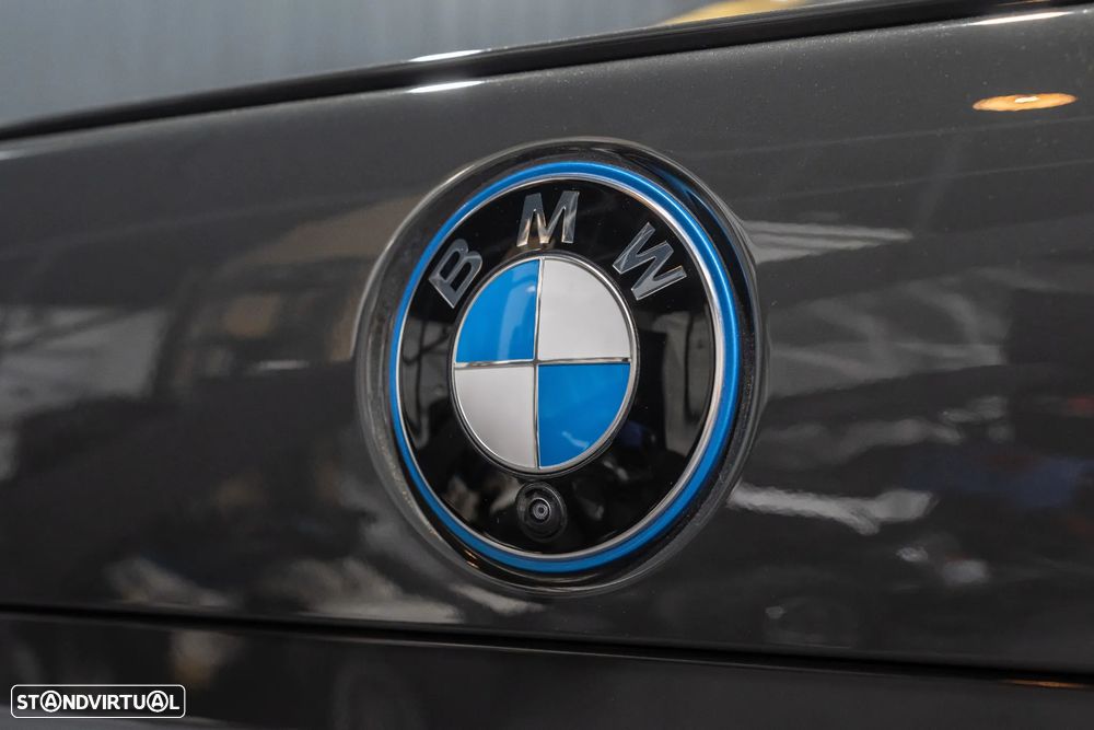 BMW 750 750e xDrive Pack Desportivo M - 55