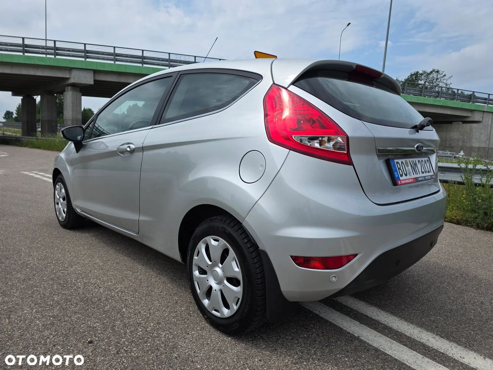 Ford Fiesta 1.25 Titanium EU5 - 13