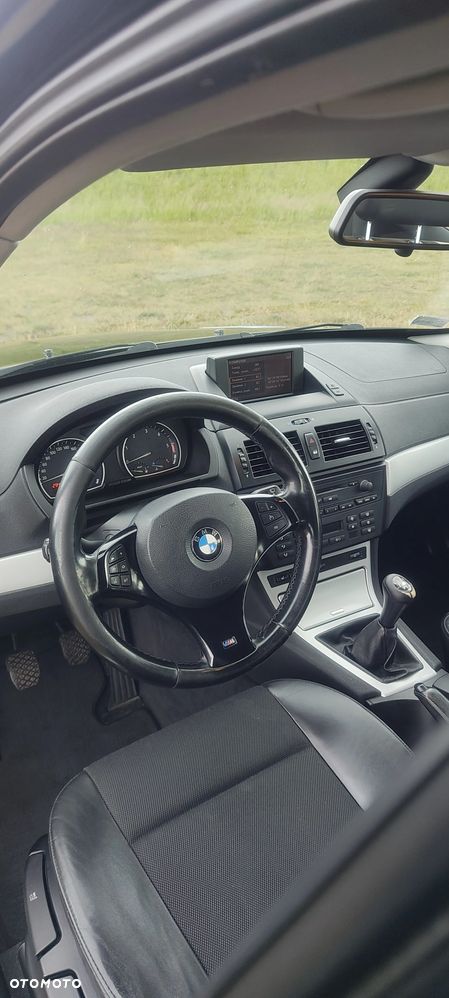 BMW X3 xDrive20d - 27