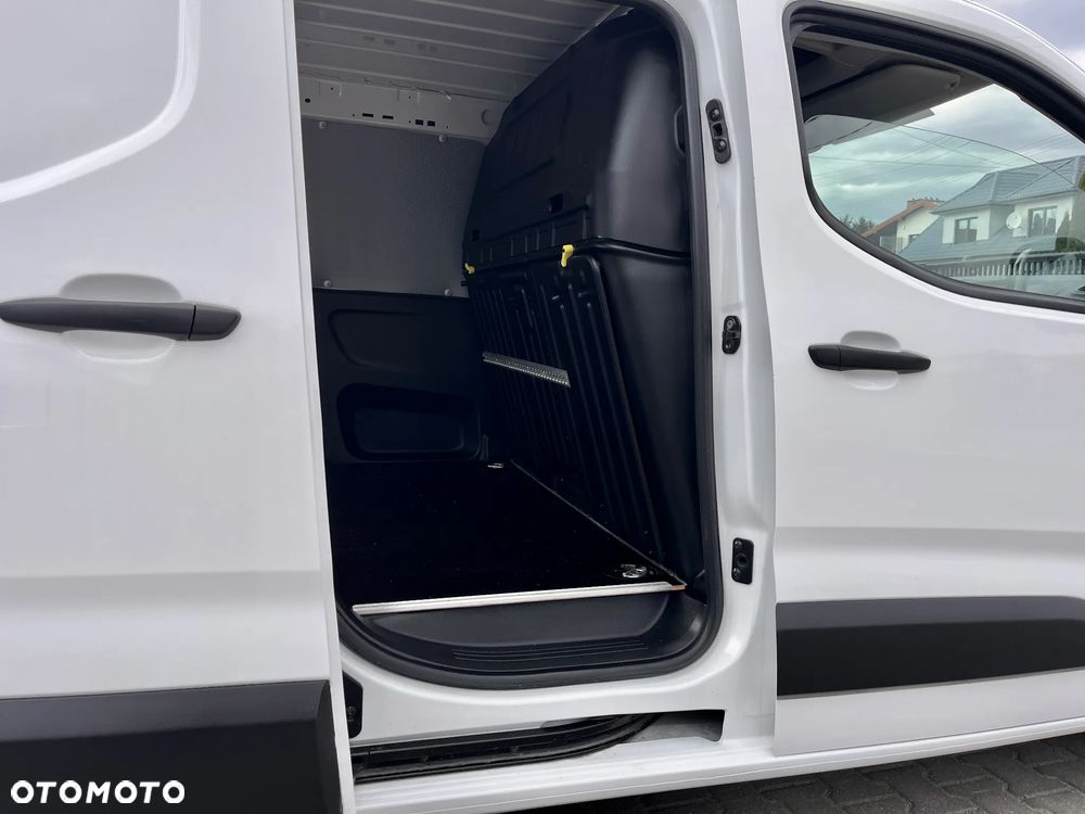 Citroën BERLINGO LONG / 3 OSOBY / SALON POLSKA / BEZWYPADKOWY / DOSTĘPNE 15 SZTUK - 26