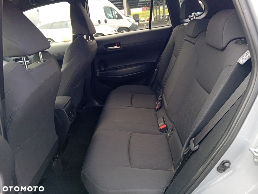 Toyota Corolla Cross - 14