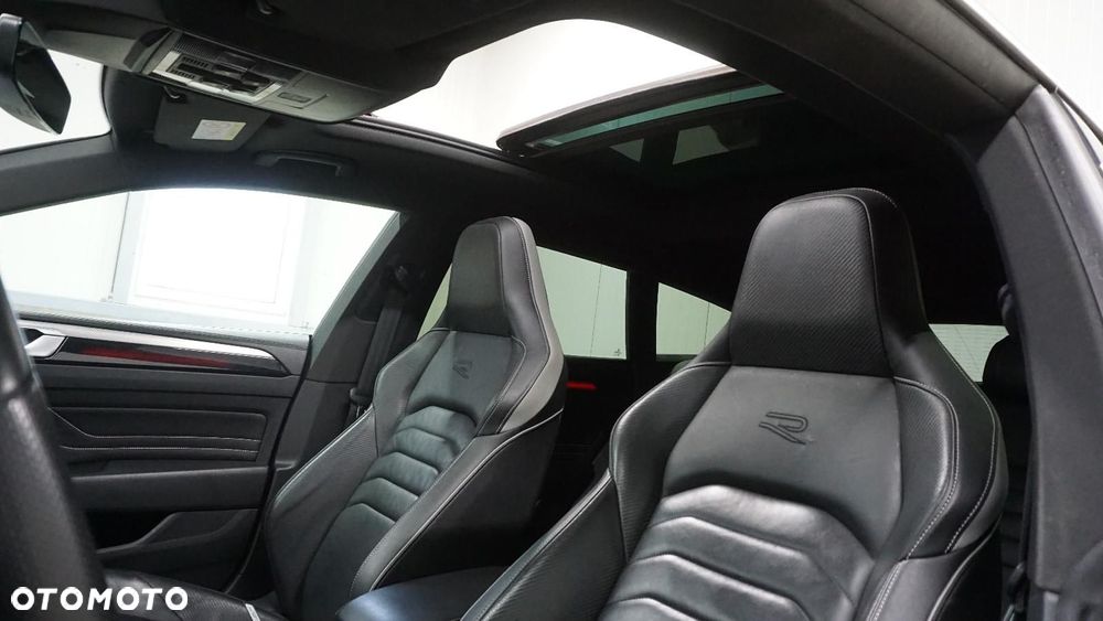 Volkswagen Arteon 2.0 TDI SCR DSG R-Line - 28