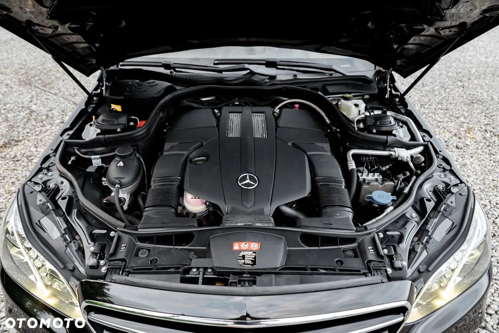 Mercedes-Benz Klasa E 400 4Matic 7G-TRONIC Avantgarde - 40