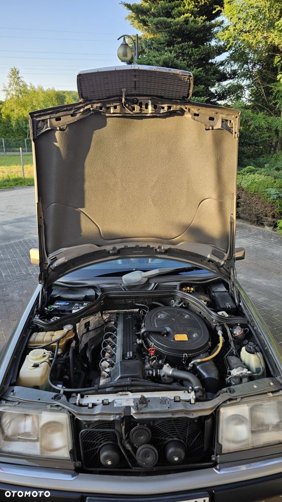 Mercedes-Benz W124 (1984-1993) - 8