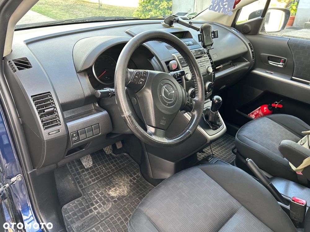 Mazda 5 - 5