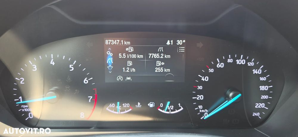 Ford Focus 1.0 EcoBoost Connected - 12