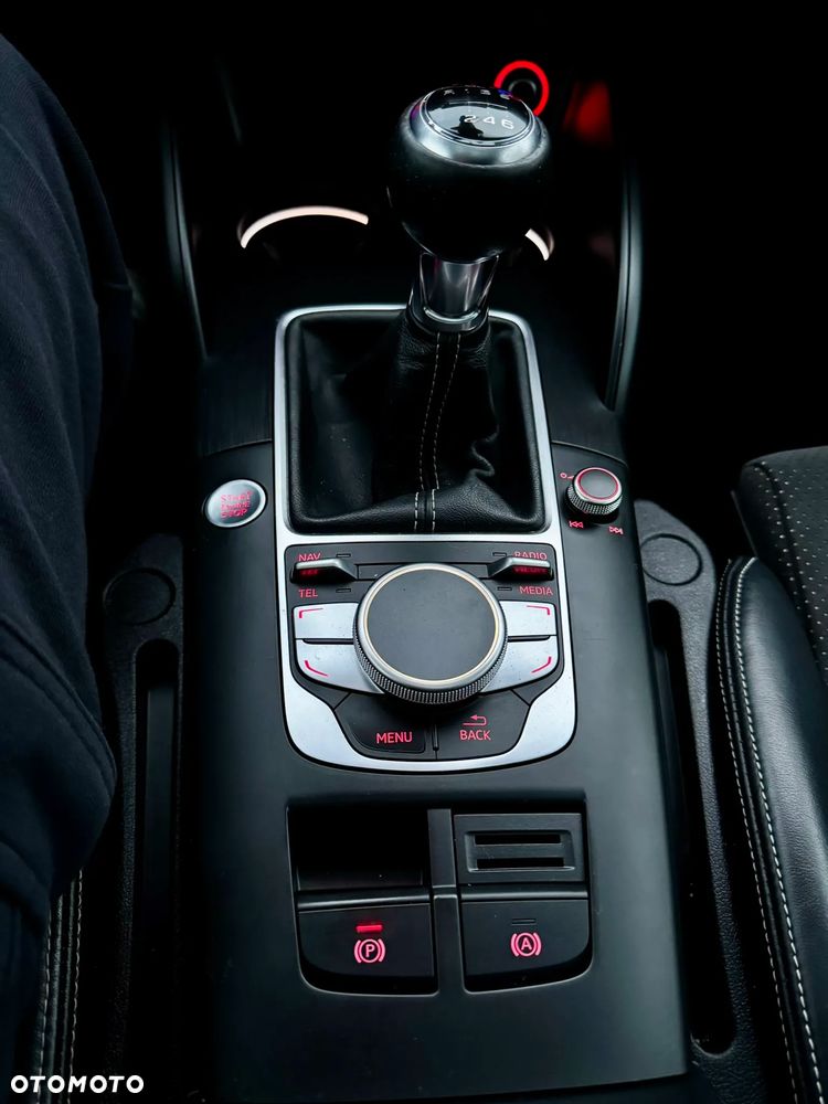 Audi A3 Sportback 2.0 TDI (clean diesel) S line Sportpaket - 13