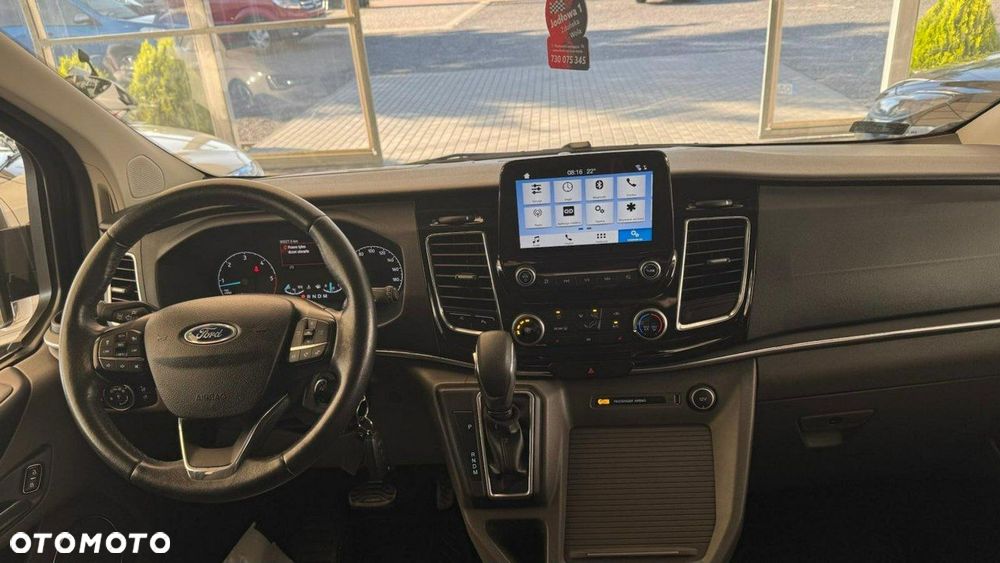 Ford Tourneo Custom - 39
