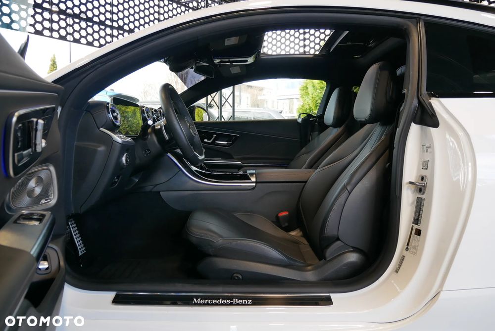 Mercedes-Benz CLE - 8
