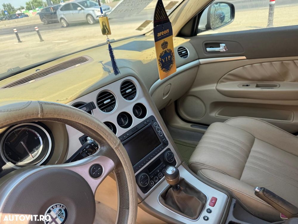 Alfa Romeo 159 1.9 Multijet 16v CM Distinctive - 8