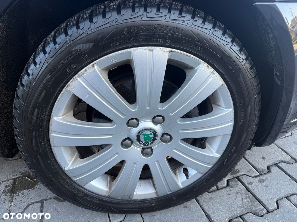 Skoda Octavia 1.8 TSI Laurin & Klement - 17