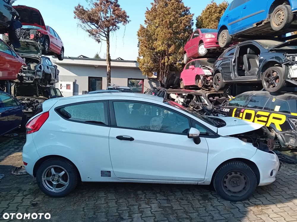 *FORD FIESTA MK7 LIFT* Samochód na części - 1