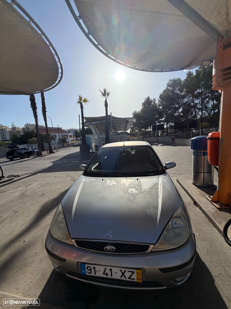 Ford Focus 1.4 Comfort - 4