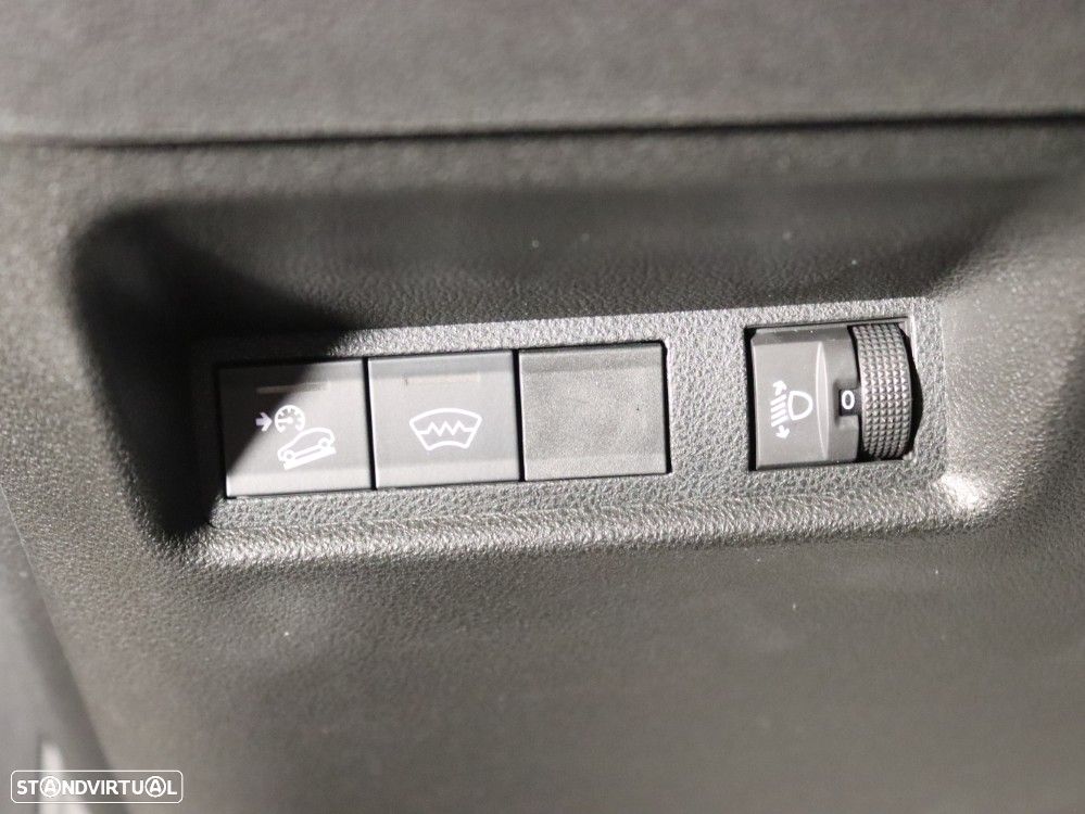 Jeep Avenger 1.2 GSE T3 Longitude - 23