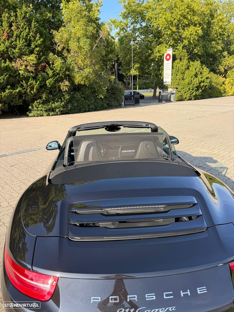 Porsche 911 Série F - 11