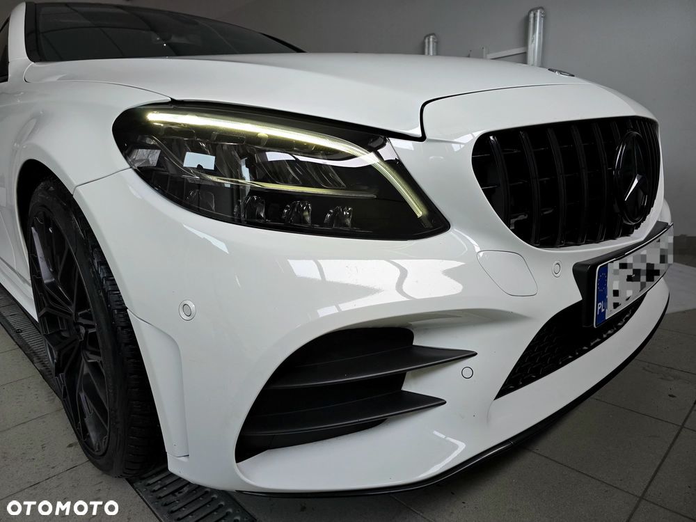 Mercedes-Benz Klasa C 220 d 4Matic 9G-TRONIC - 27