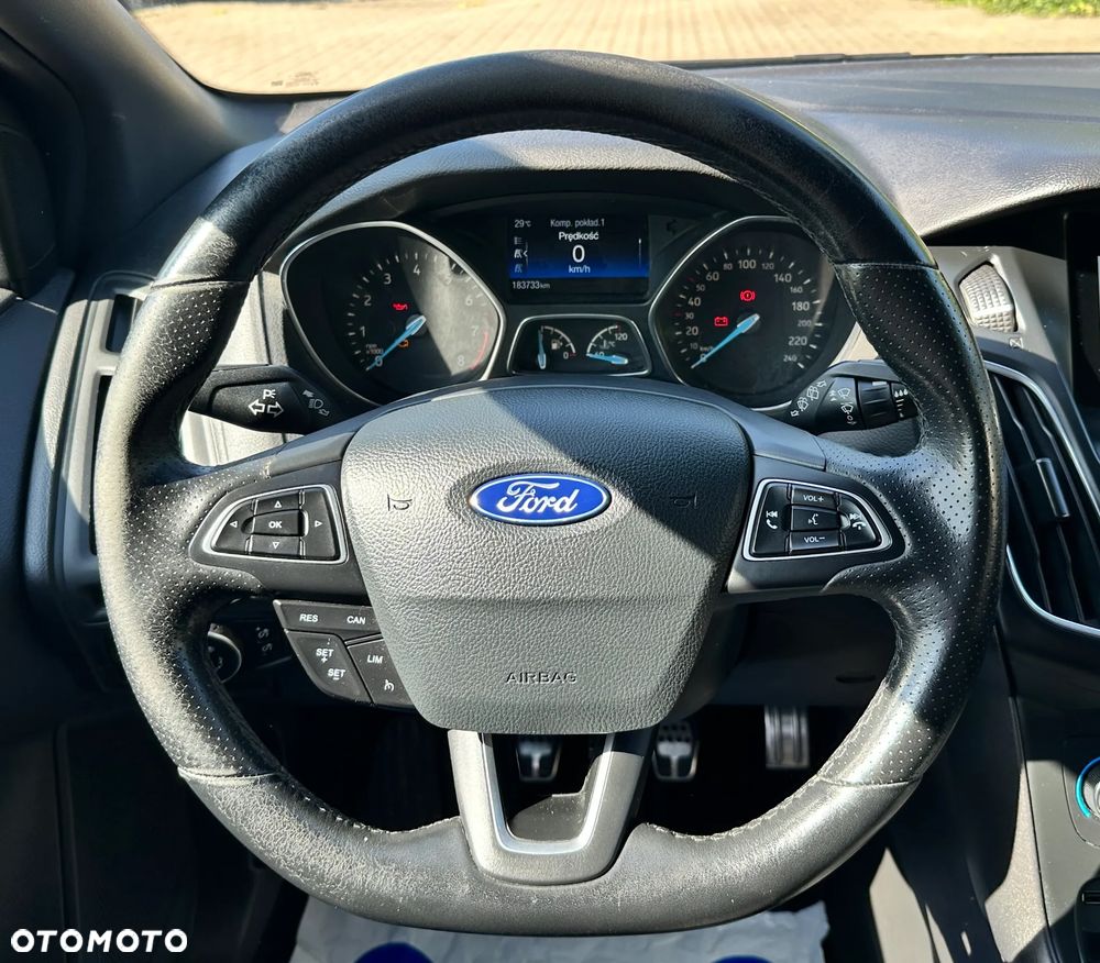 Ford Focus 1.0 EcoBoost ST-Line - 18