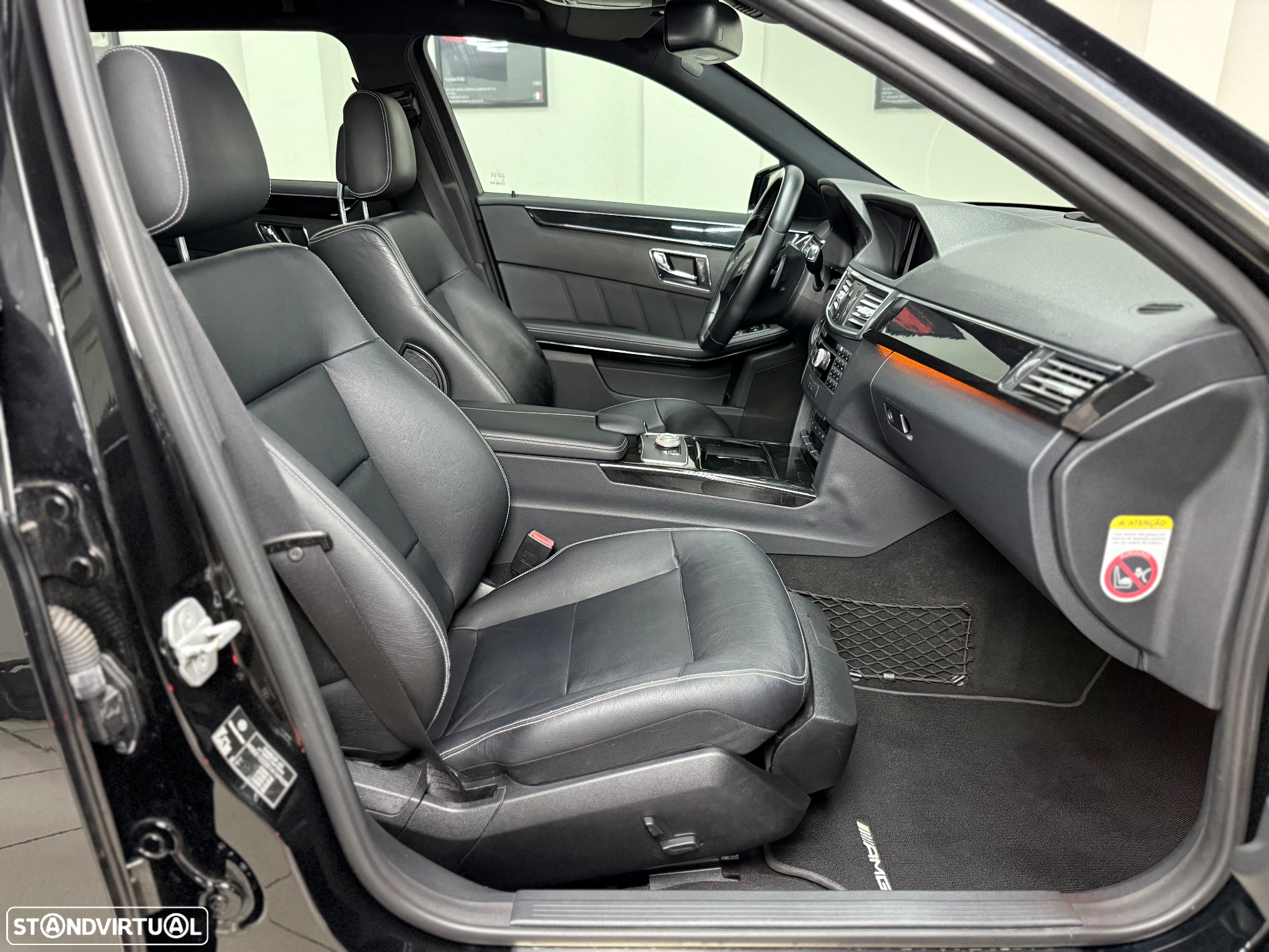 Mercedes-Benz E 350 CDi Avantgarde BlueEfficiency - 27