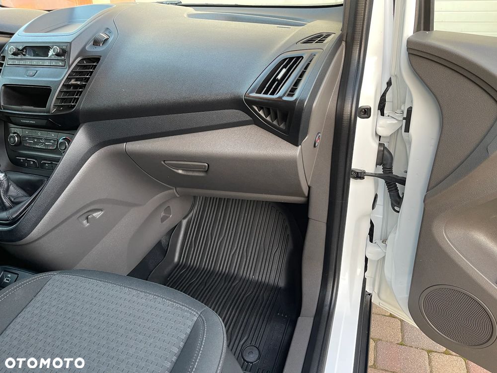 Ford Transit Connect - 29
