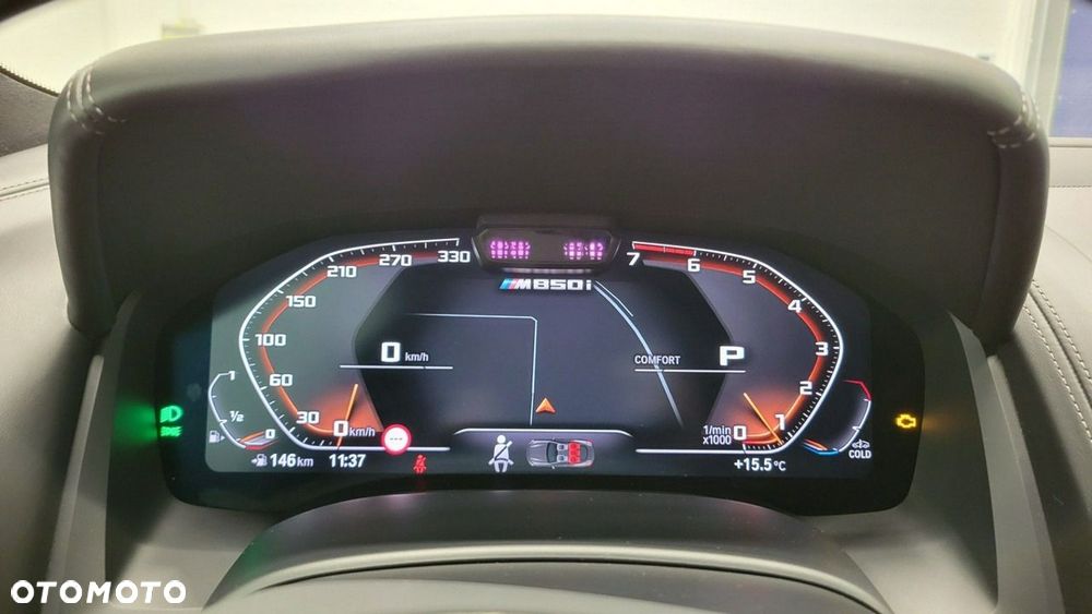 BMW Seria 8 M850i xDrive - 23