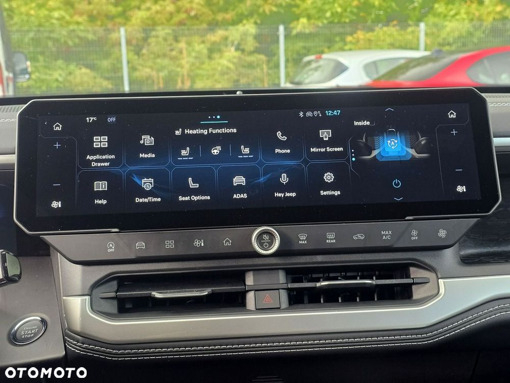 Jeep Compass - 24