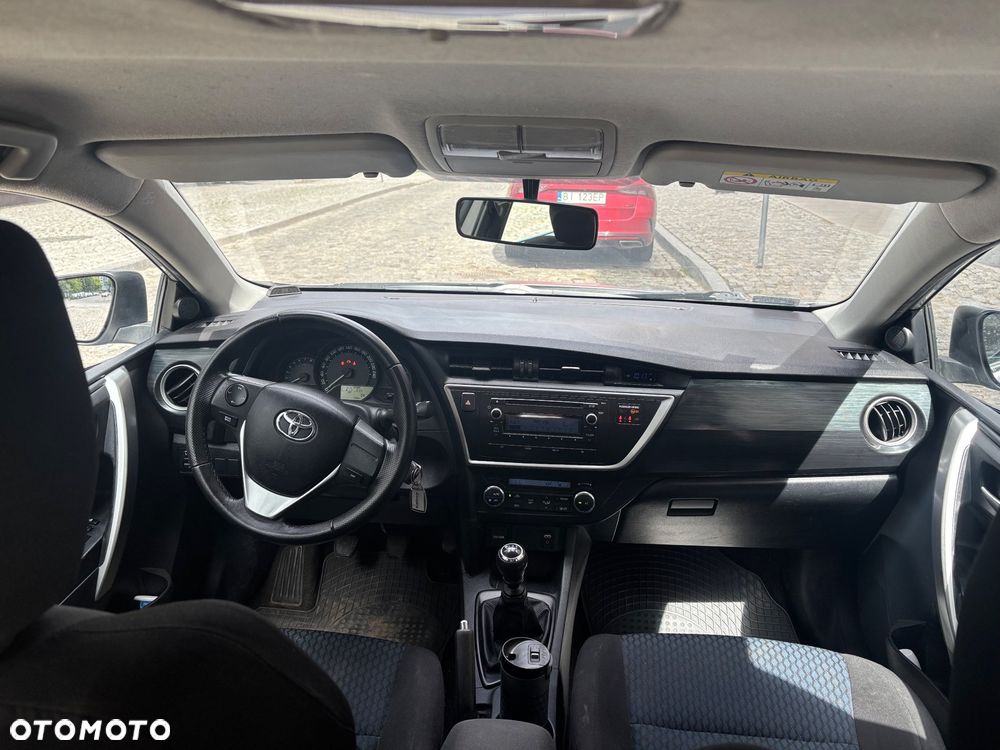 Toyota Auris 1.6 Active - 12