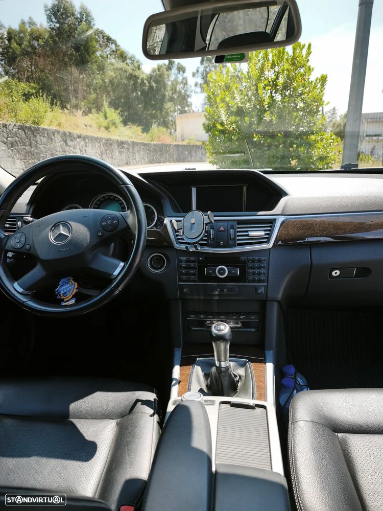 Mercedes-Benz E 220 CDI DPF BlueEFFICIENCY - 10