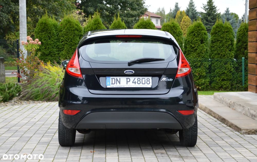 Ford Fiesta 1.25 Ghia - 7